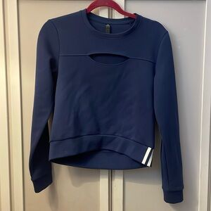 Adidas Women’s Pullover Crewneck Navy Worn Once Great Condition Size XS
